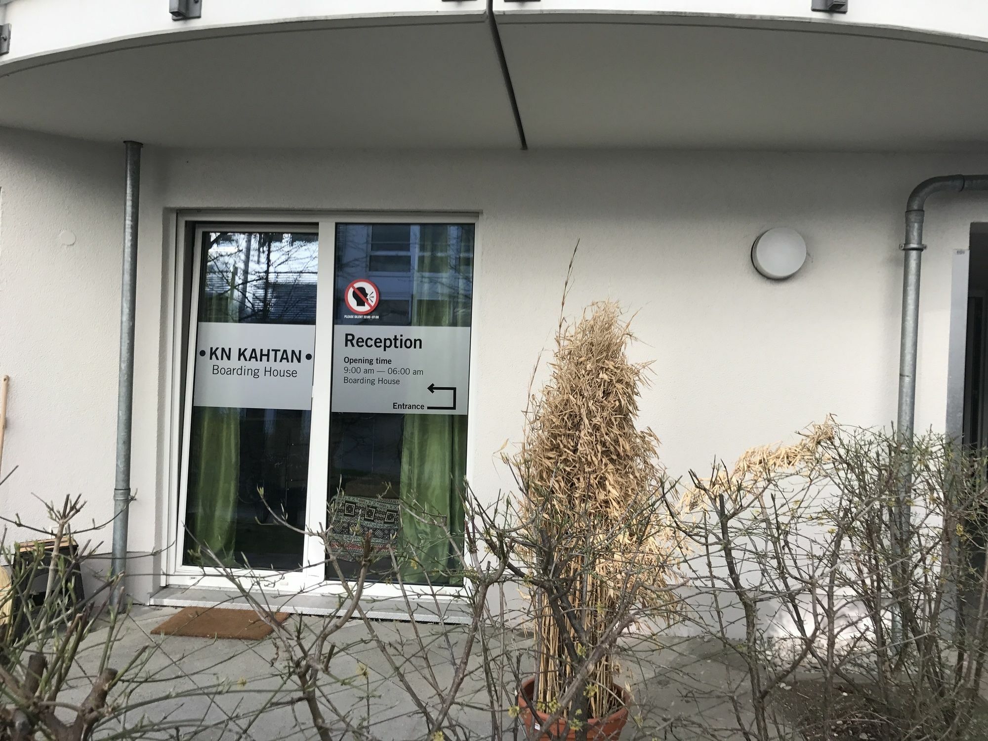 Apartamento Kn Kahtan Boarding House Múnich Exterior foto