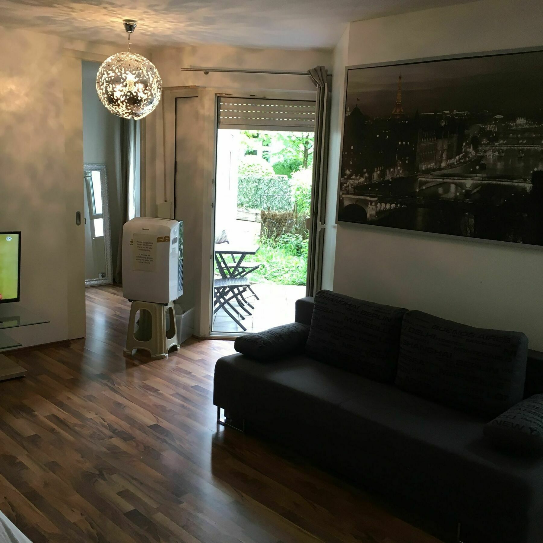 Apartamento Kn Kahtan Boarding House Múnich Exterior foto
