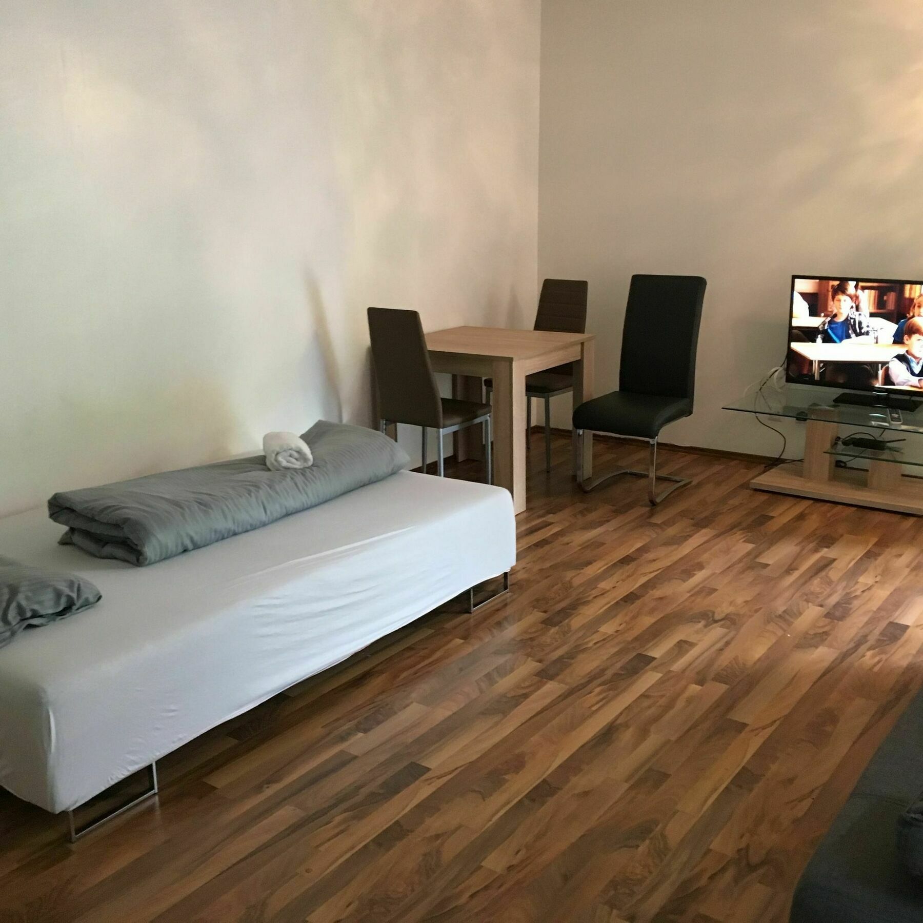 Apartamento Kn Kahtan Boarding House Múnich Exterior foto