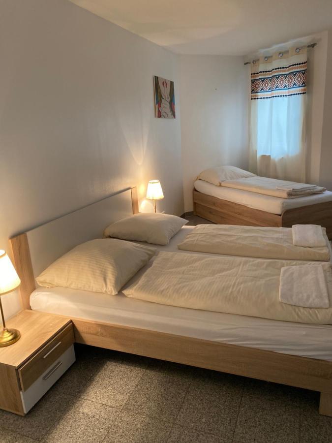 Apartamento Kn Kahtan Boarding House Múnich Exterior foto