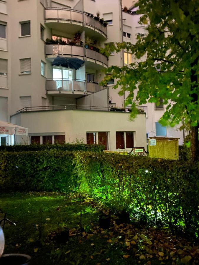 Apartamento Kn Kahtan Boarding House Múnich Exterior foto
